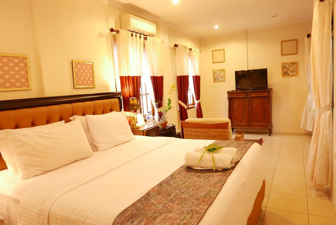 Ciwulan 36 Guest House Bandung Exterior foto